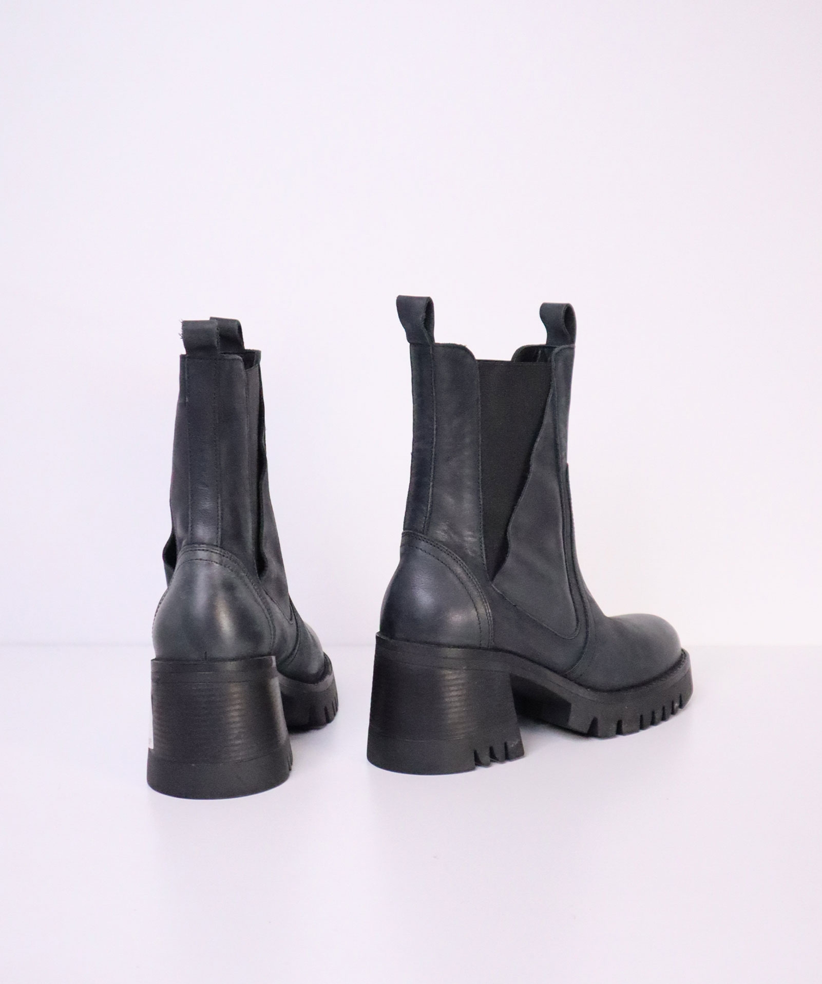 BLACK BOOTS PAN FW23 1143